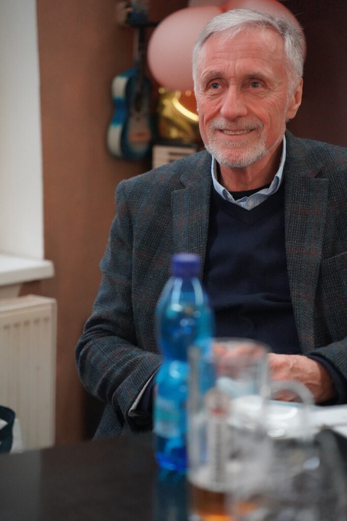 Mirek Topolánek, beseda na téma: Kam kráčíš Česká republiko, Jesenice, autor: Pavel Hrejsemnou